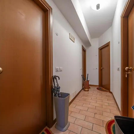 Guesthost - Comfy In Διαμέρισμα